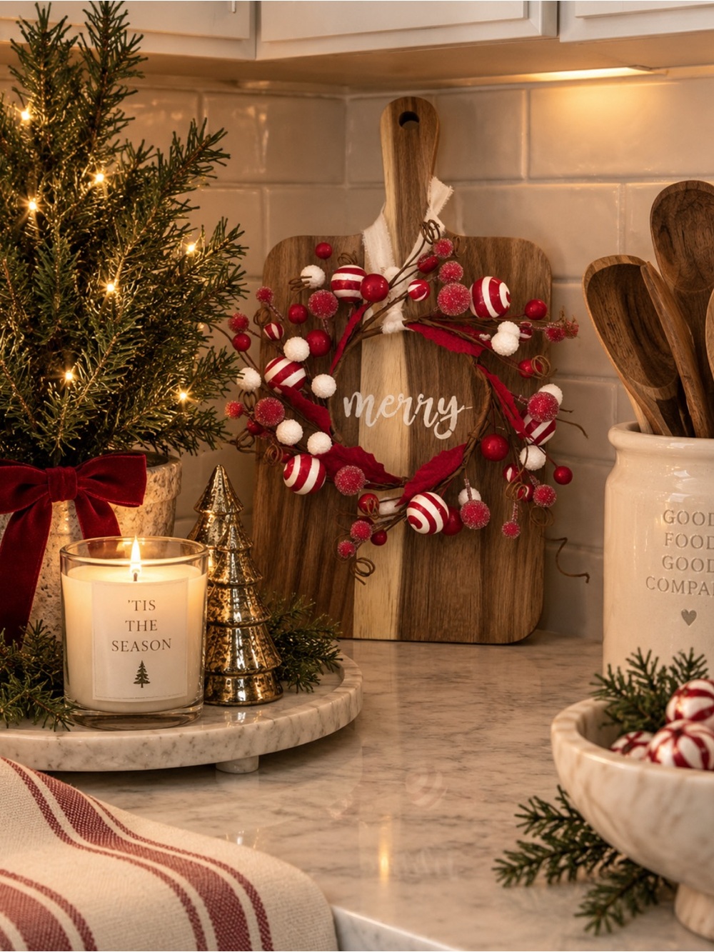 Merry Red & White Holiday Wreath Board- Kitchen Décor